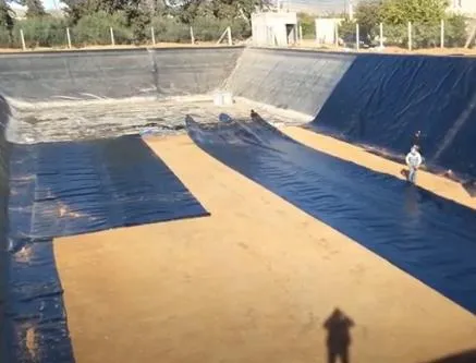 การป้องกันริ้วรอยในการก่อสร้าง Geomembrane Jinghong