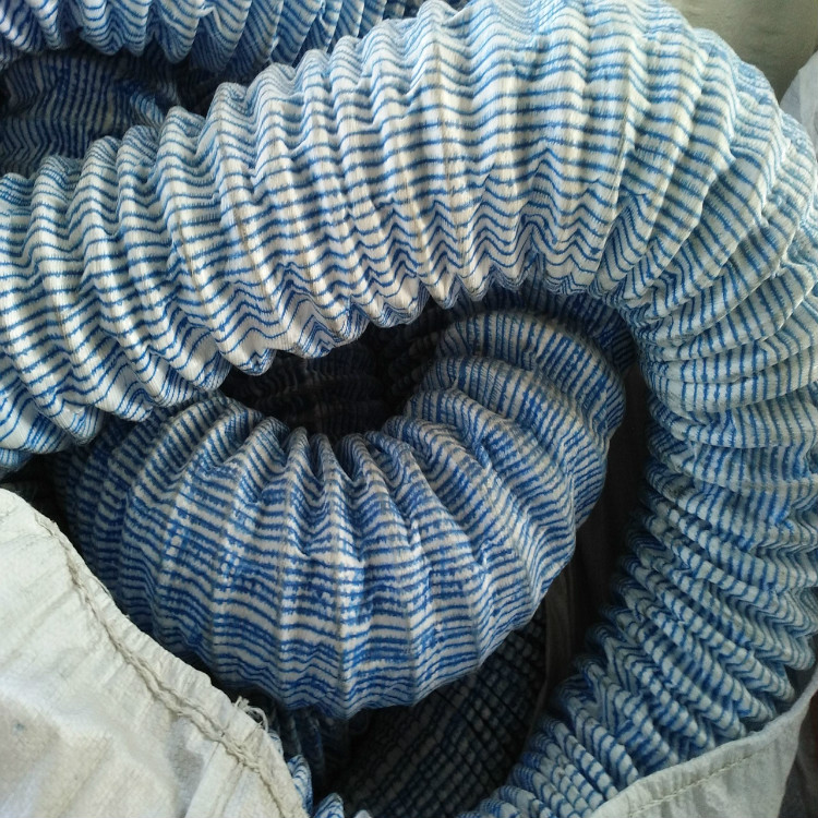 Flexible permeable pipe