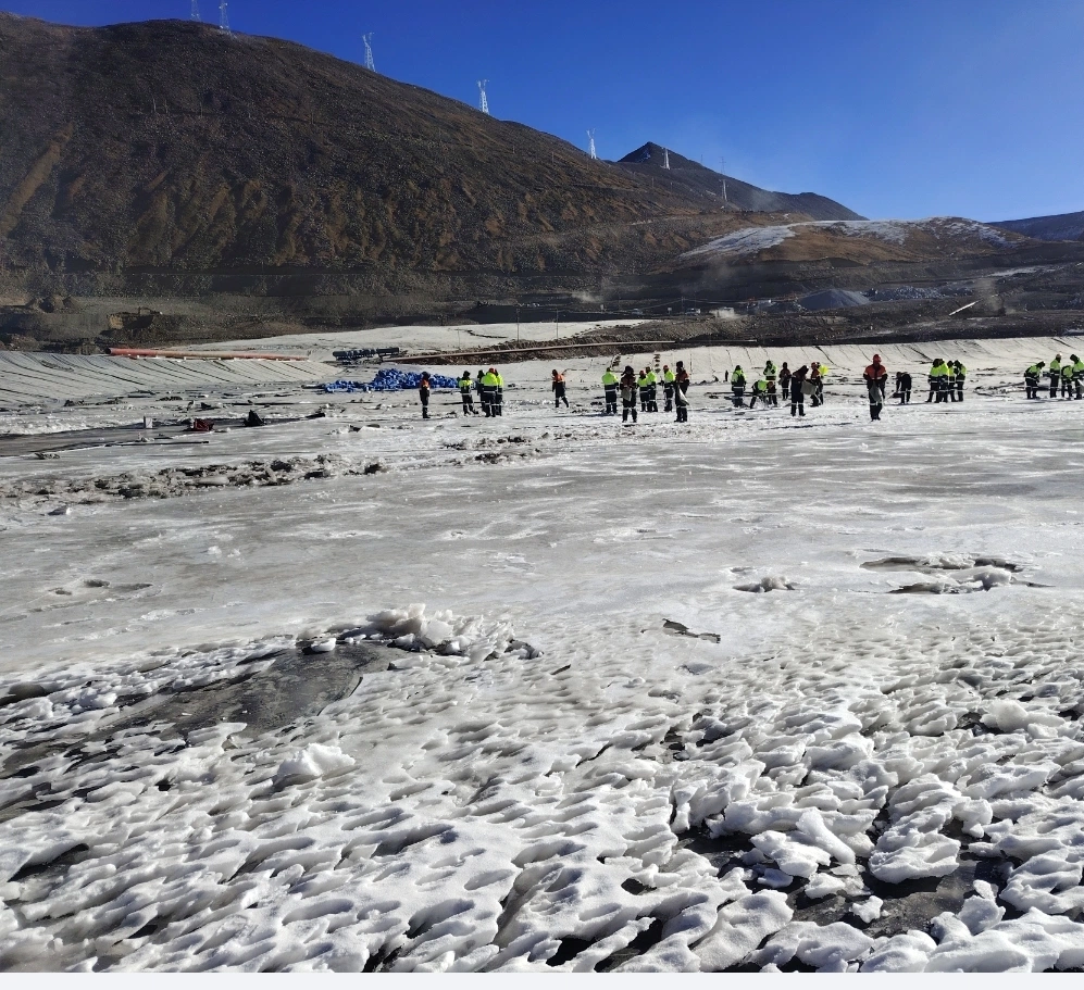 HDPE Geomembrane Installation at High-Altitude Site in Tibet: Cold-Weather Construction Notes